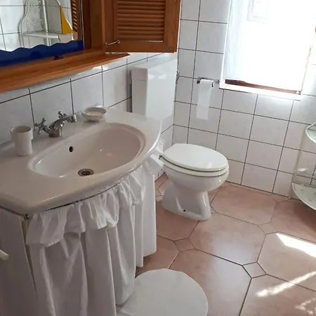 Apartament With Parking Space Baska, Krk - 24201 Baška