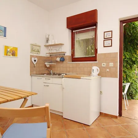 With Parking Space Baska, Krk - 24201 Apartman Baška